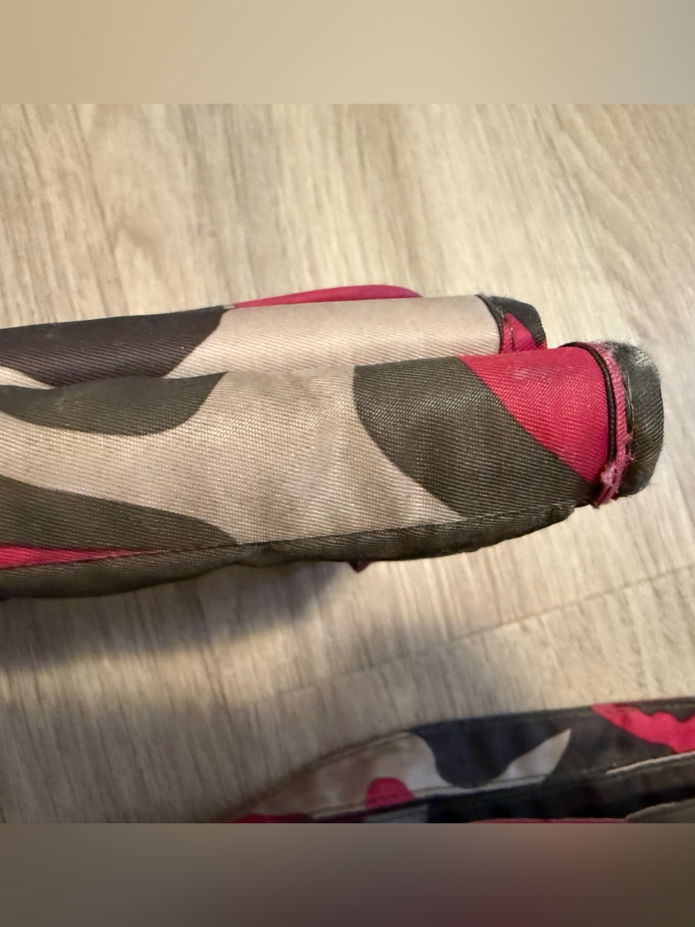 Lug Camo Wallet - Picture 3 of 6